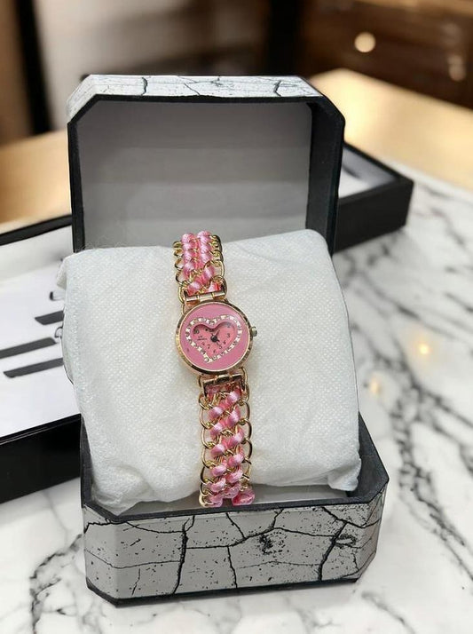 Heart Shaped Quartz Watch for Women with Chain Strap