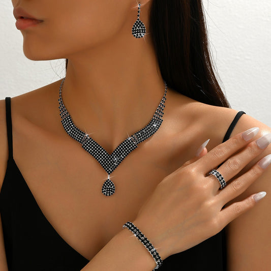 Modern Teardrop Jewelry Set for Pakistani Women